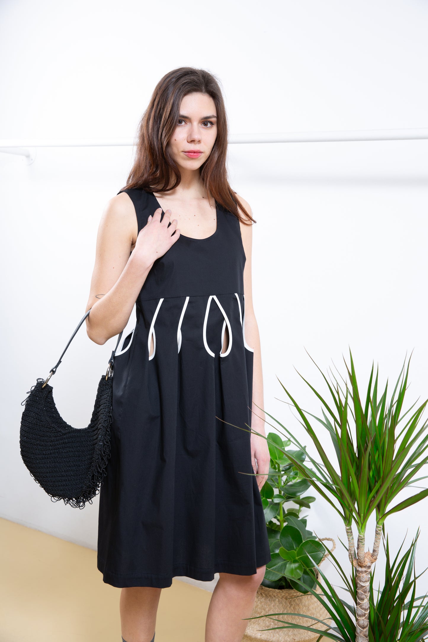 Black Sleeveless Dress