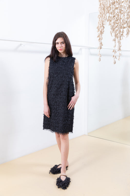 BLACK DRESS WITH TEXTURED EFFECT