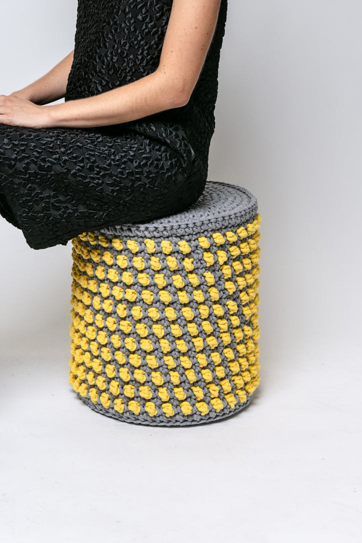 CROCHETED POUF 2