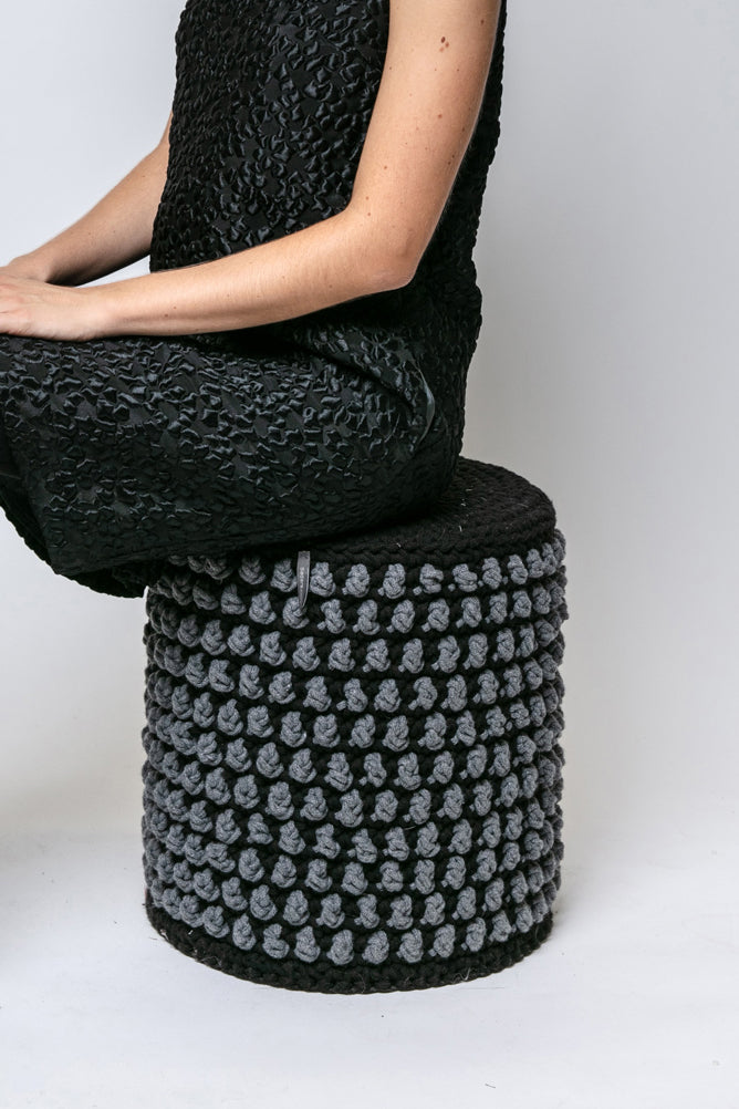 CROCHETED POUF 3