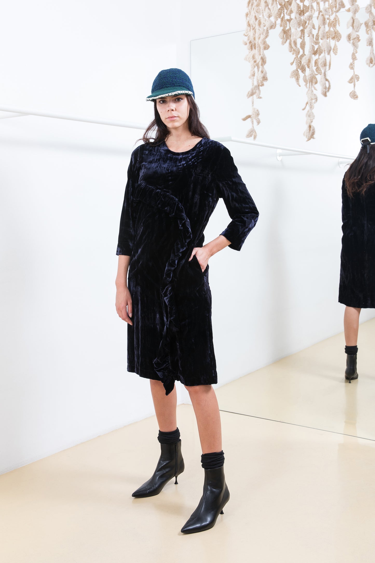 DARK BLUE VELVET DRESS