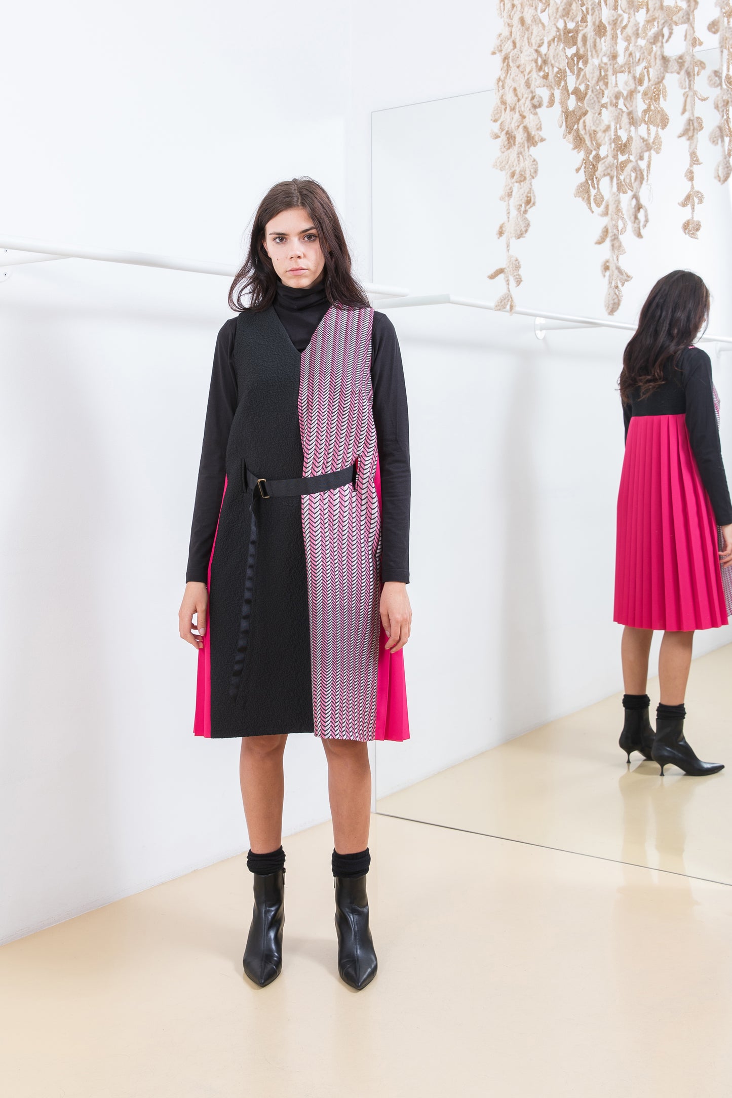 HALF-PLEATED DRESS