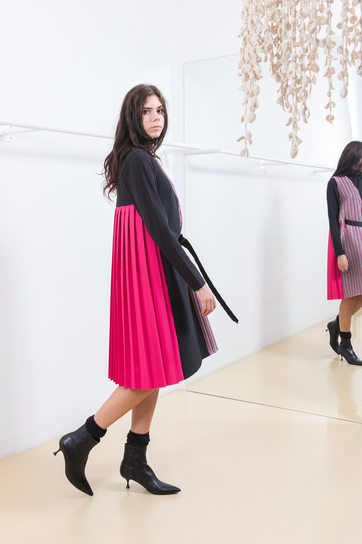 HALF-PLEATED DRESS