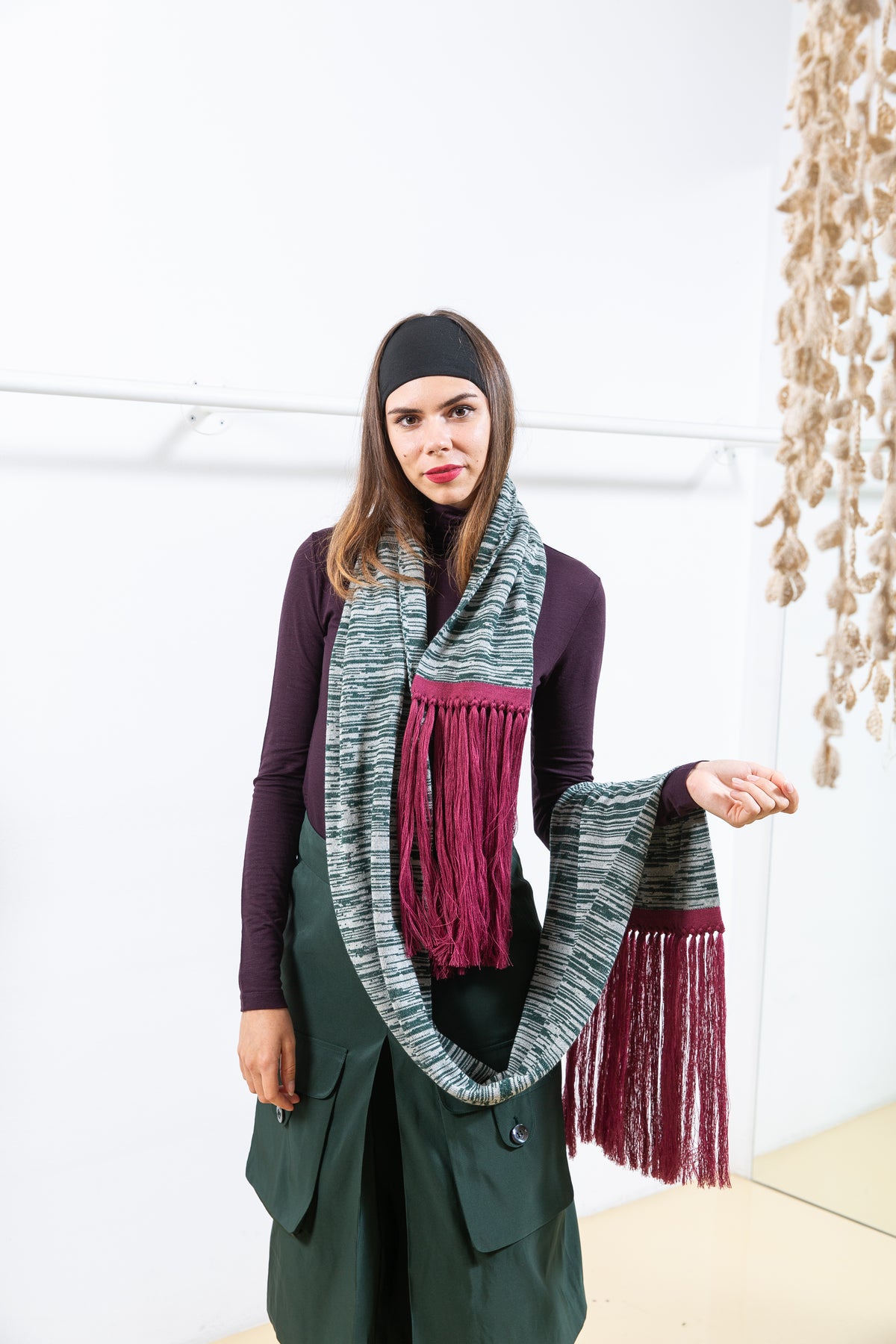 GREEN SCARF