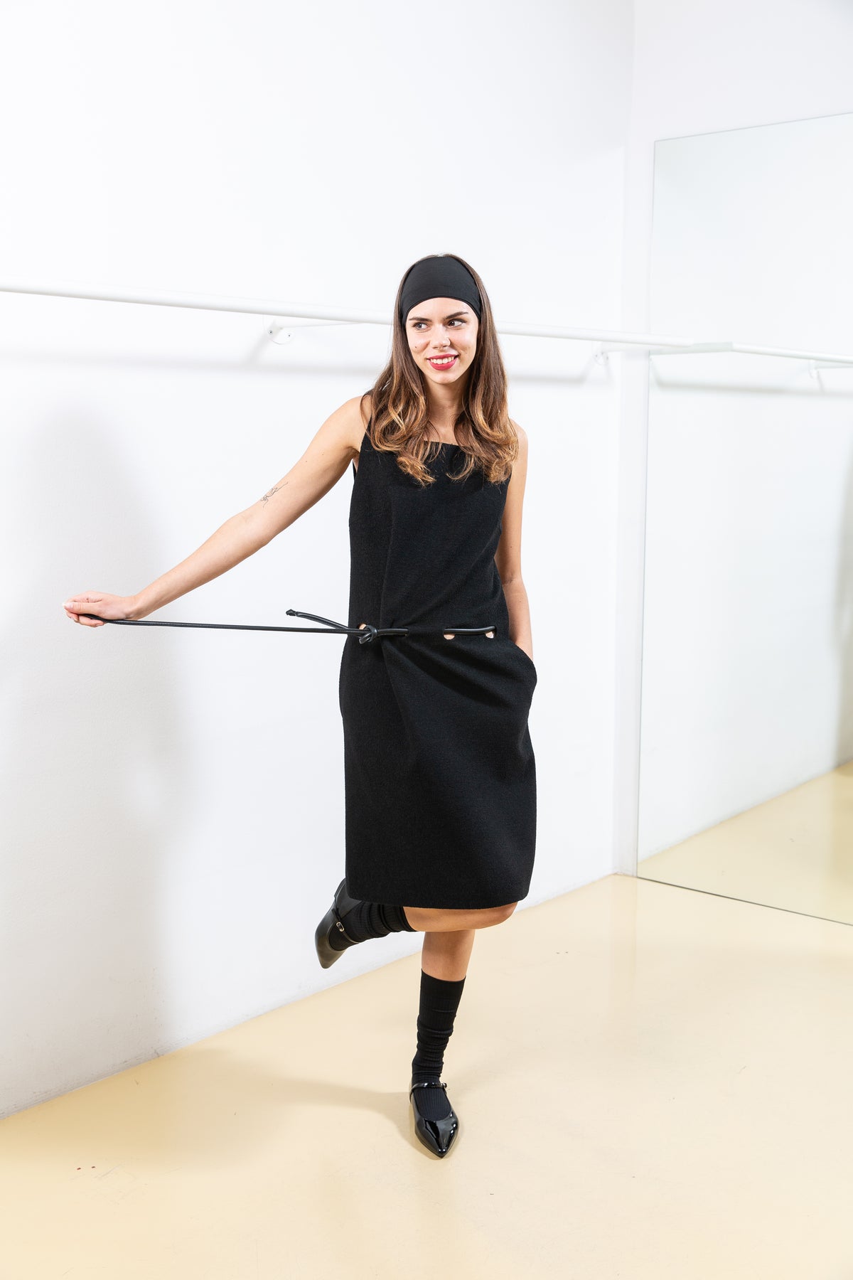 Black Textured Dress with Details in the Waist